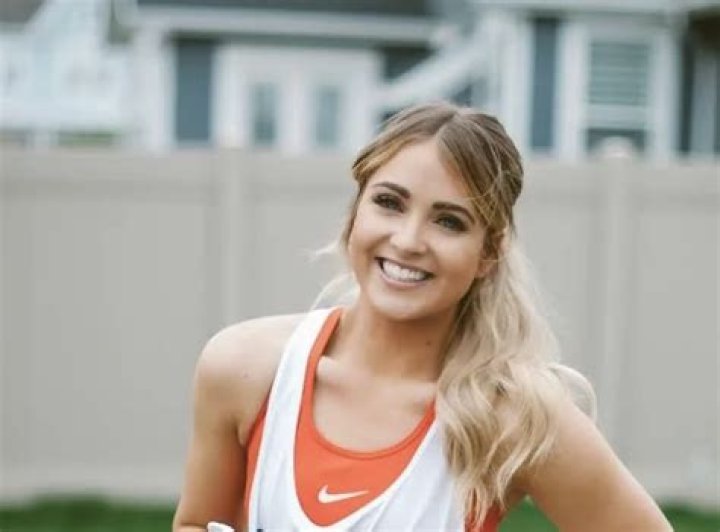 Cara Loren