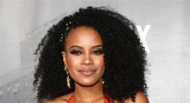Chante Adams Height