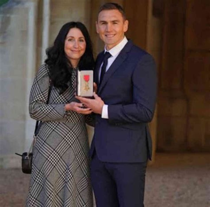 Coach Kevin Sinfield Wife Jayne Sinfield Married Life