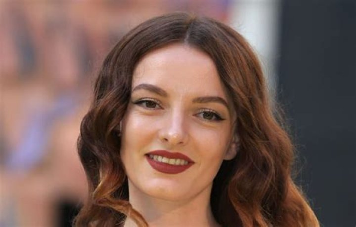 Dakota Blue Richards Height