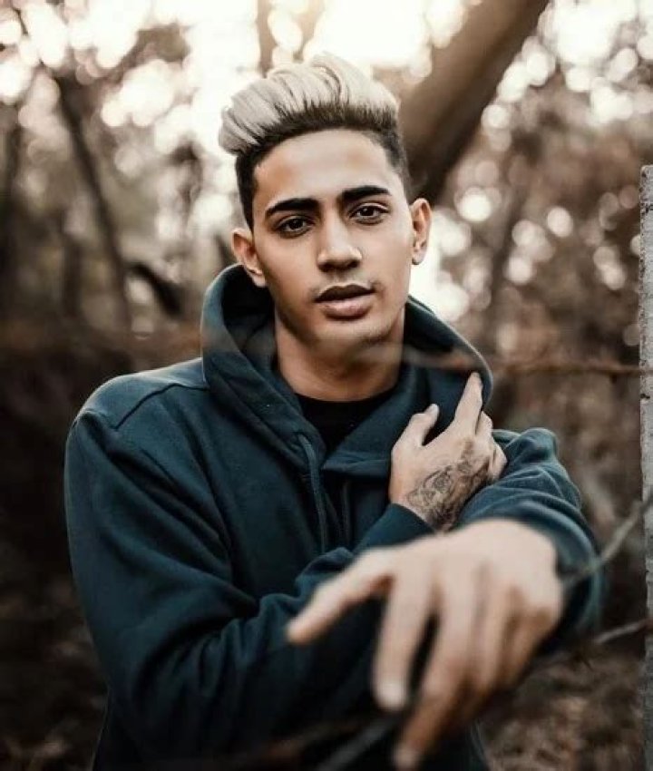 Danish Zehen Wiki, Age, Height, Weight, Girlfriend, Biography, Family & Facts