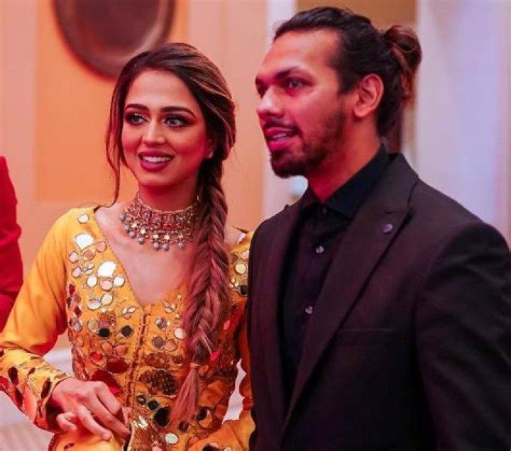 Did Jumana Khan Divorce Her Husband Ajmal Khan? Relationship