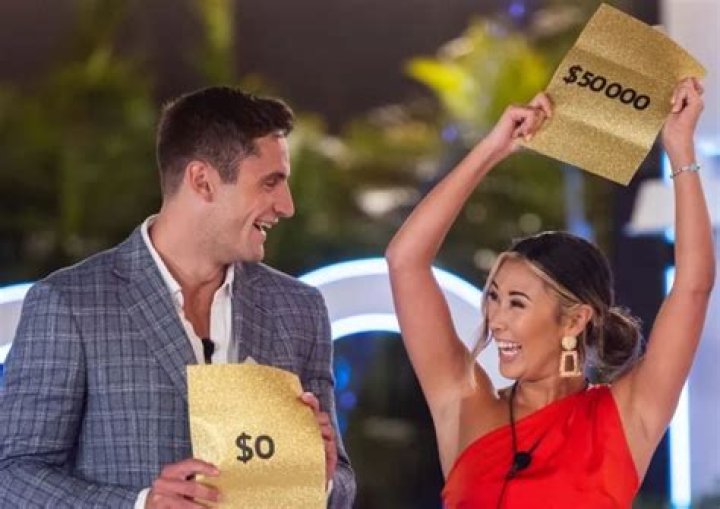 Did Mitch Hibberd Cheated On Tina Provis With Emily Ward?