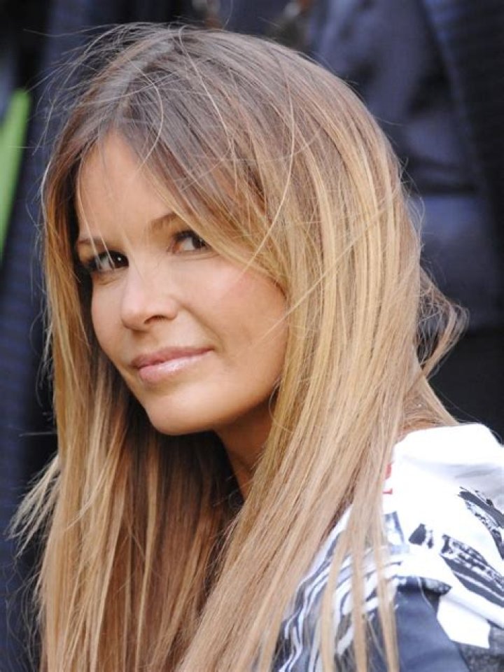 Elle Macpherson – Biography, Facts & Life Story