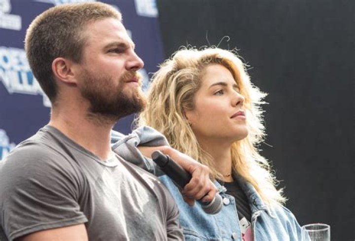 Emily Bett Rickards's Kiss with Aisha Tyler Added Fuel to the Already-Burning Fire of Rumors about Her Possible Dating Life