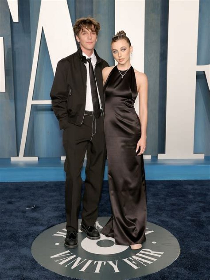 Emma Chamberlain and Boyfriend Tucker Pillsbury Attend the Vanity Fair Oscar Party