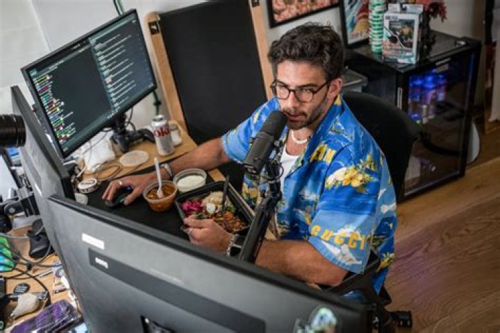 Hasan Piker Is Too Busy Introducing Politics to Gamers to Leave Twitch