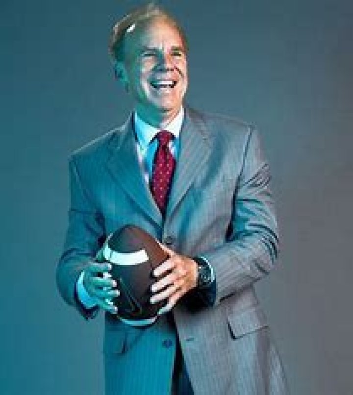 Is Joe Staubach Related To Roger Staubach?