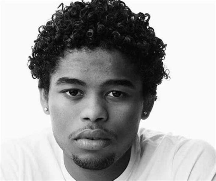 Isaiah John Height, Weight, Age, Girlfriend, Biography, Family & Wiki
