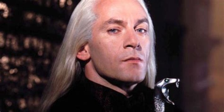 Jason Isaacs