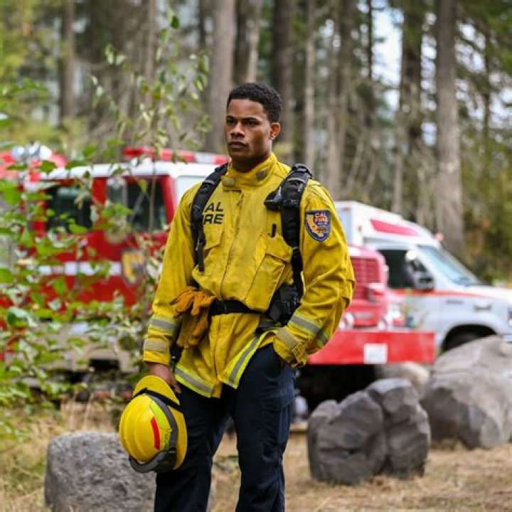 Jordan Calloway Height
