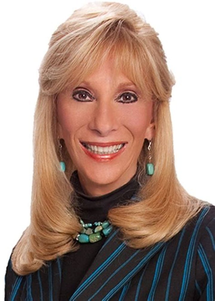 Kathy Craine WFMZ, Bio, Wiki, Age, Husband, Boyertown High School, Salary, and Net Worth