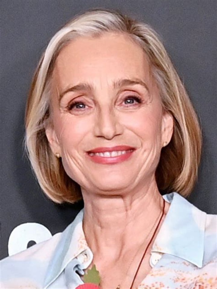 Kristin Scott Thomas Height