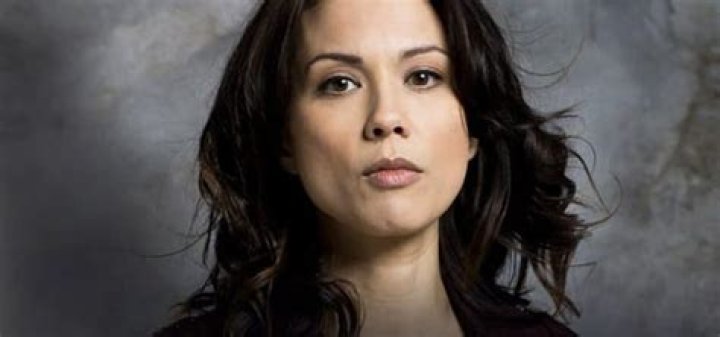 Lexa Doig – Biography, Facts & Life Story
