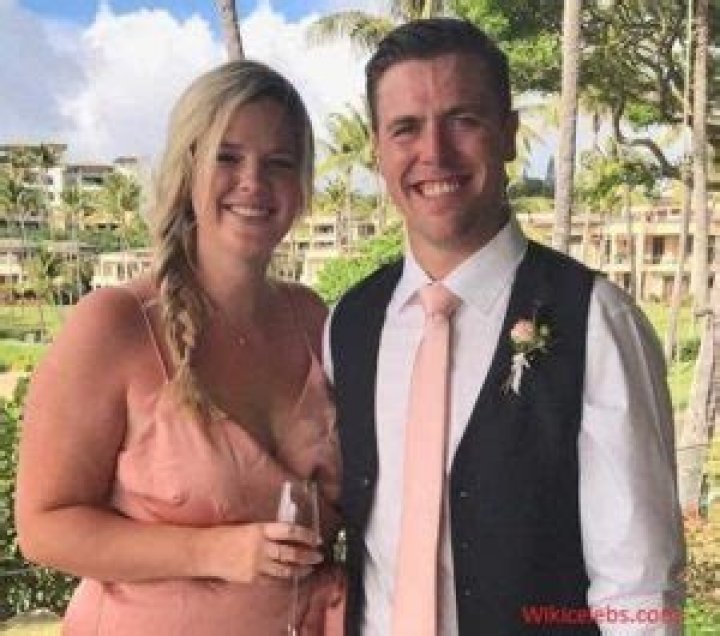 Meaghan Loveday Wiki (Tanner Pearson’s Wife) Age, Biography, Family, Facts