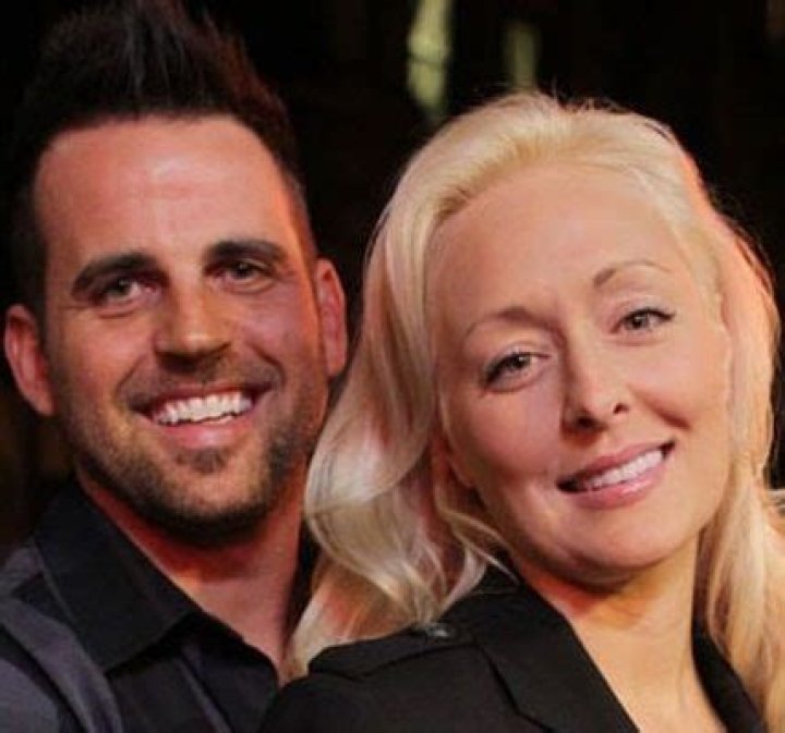 
Meet David Wilson – Mindy McCready’s Boyfriend Who Committed Suicide A Month Before Her Death

