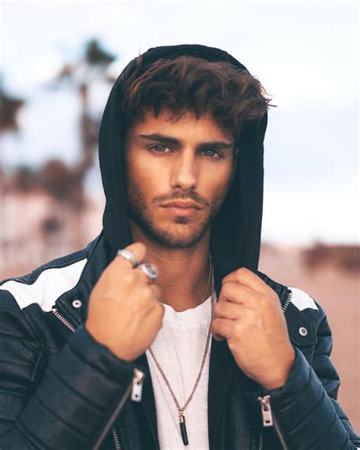 Sergio Carvajal – Biography, Facts & Life Story