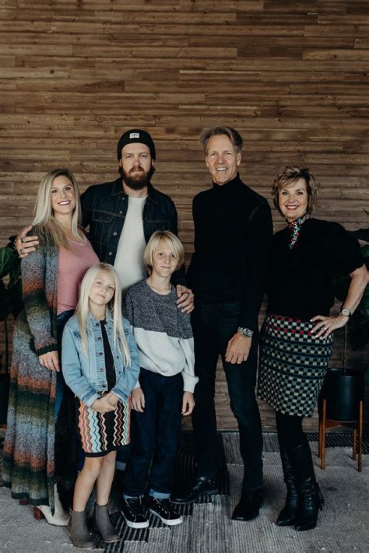 Skip Heitzig Pastor, Bio, Wiki, Age, Height, Family, Wife, Sermons, Calvary of Albuquerque, And Net Worth